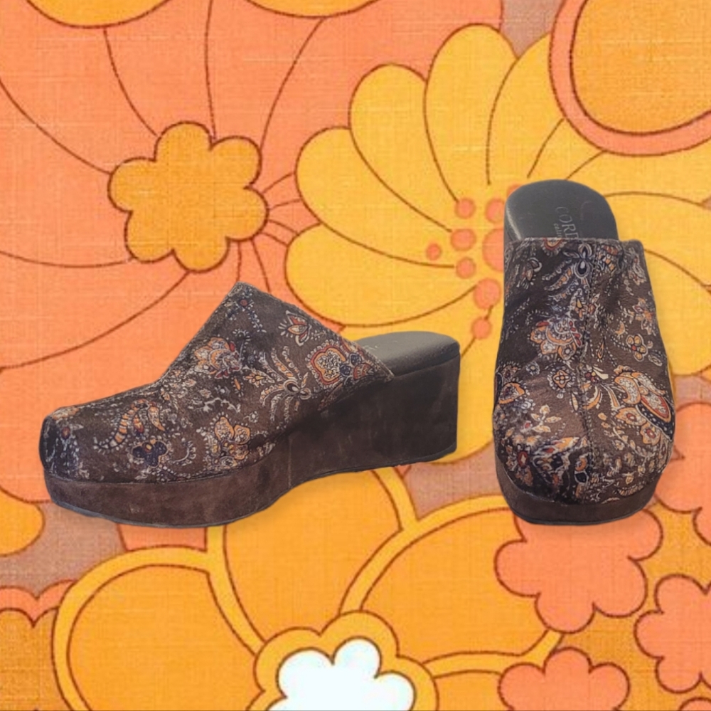 Floral Brown Velvet Clogs